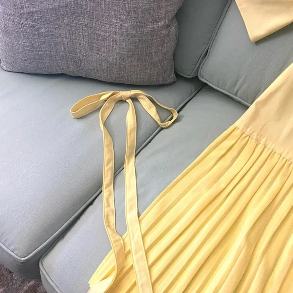 Vintage-Laura Mae-Sunny Yellow drop waist pleated skirt dress w/matching belt 💛 - Picture 5 of 6